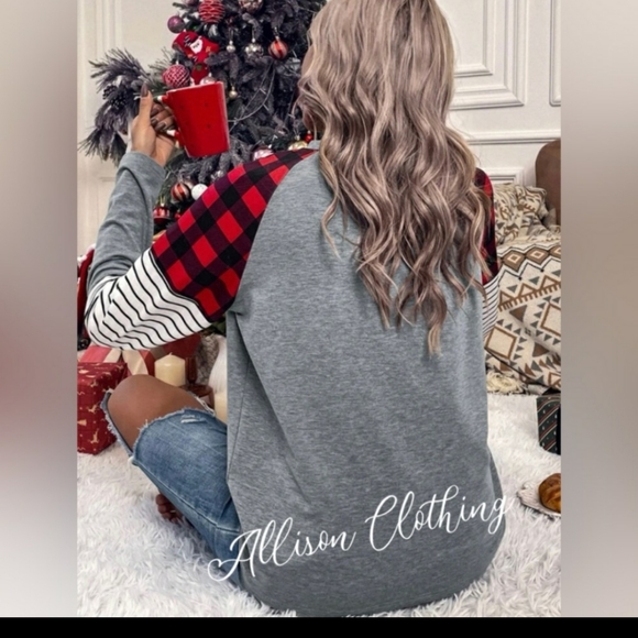 Buffalo Print Hearts Christmas Top - Picture 3 of 9